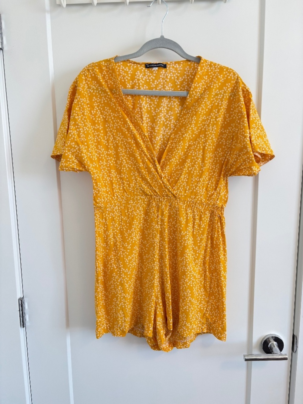 Brandy Melville Floral Wrap Romper Yellow with White Flowers Size Small